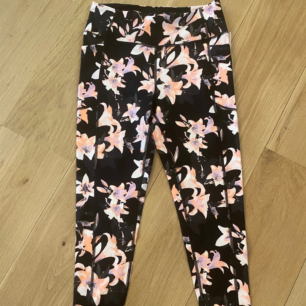 Victoria’s Secret floral leggings size 12